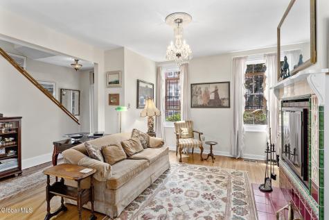 129 Spring Street Saratoga Springs NY 12866