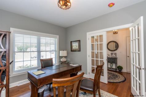 60 Lakepointe Way Saratoga Springs NY 12866