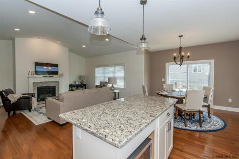 60 Lakepointe Way Saratoga Springs NY 12866