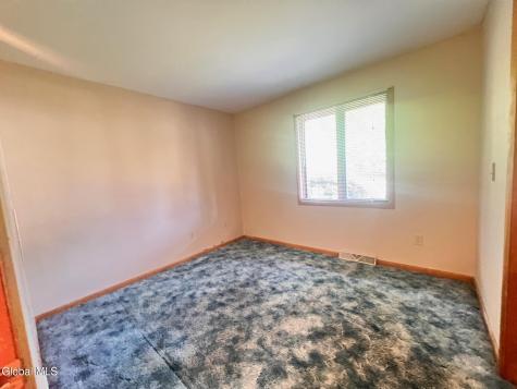 6 St Francis Lane Schenectady NY 12304