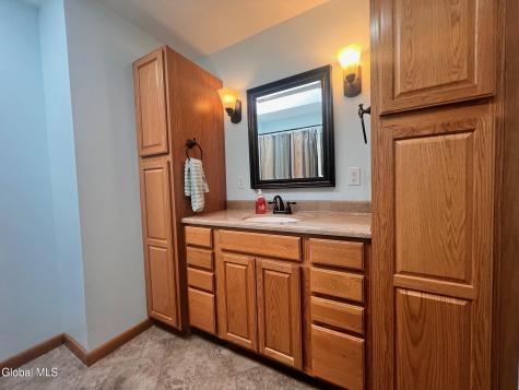 6 St Francis Lane Schenectady NY 12304