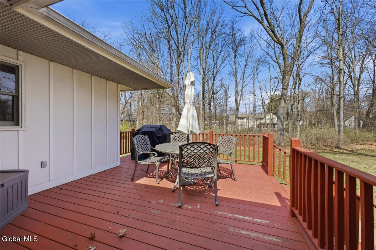 121 Fifth Avenue Saratoga Springs NY 12866