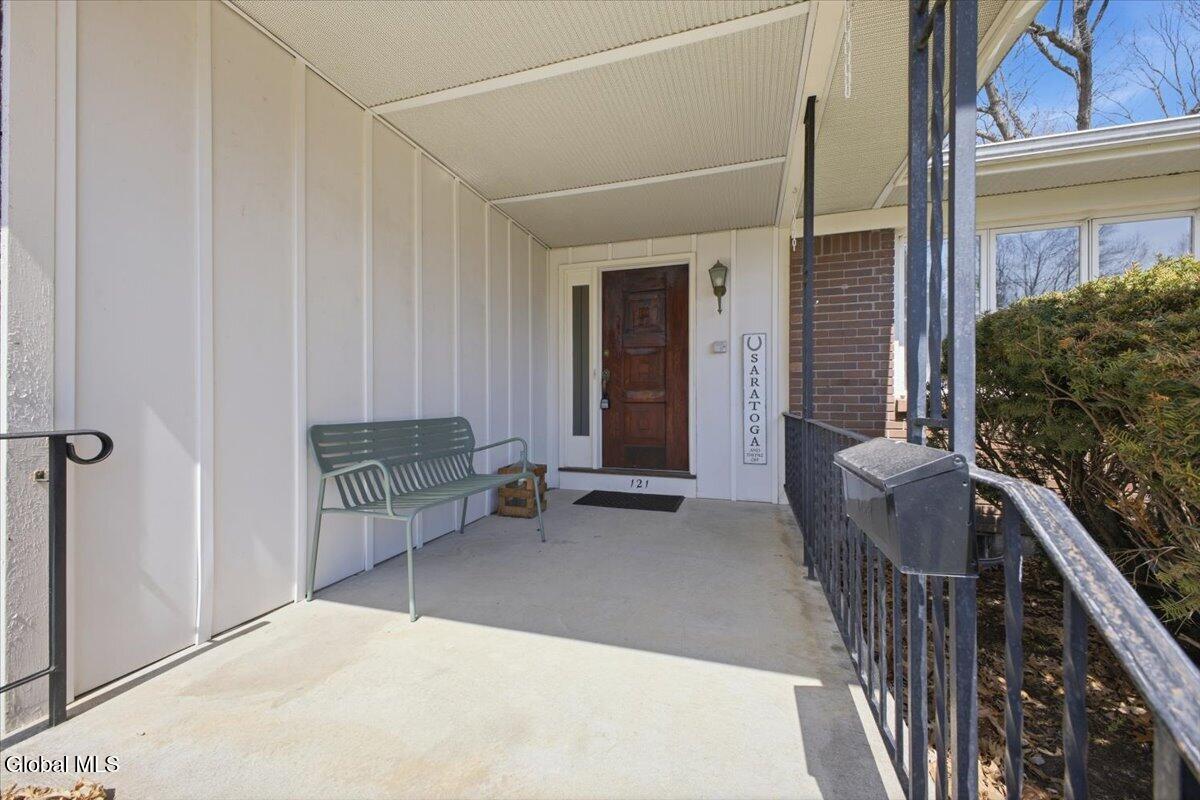 121 Fifth Avenue Saratoga Springs NY 12866