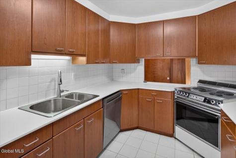 2334 St Joseph Drive Niskayuna NY 12309