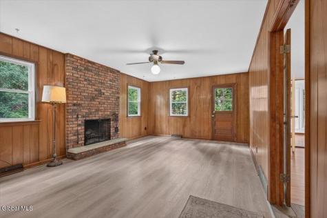 2334 St Joseph Drive Niskayuna NY 12309