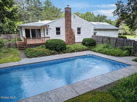2334 St Joseph Drive Niskayuna NY 12309