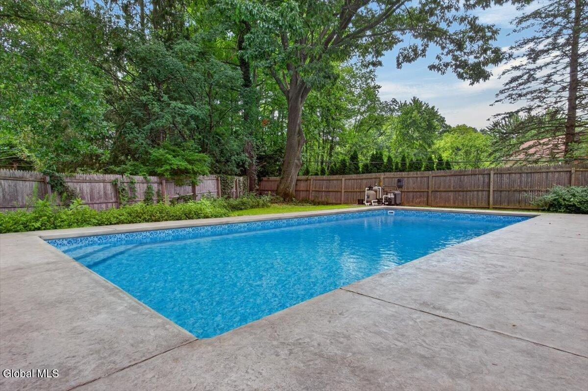 2334 St Joseph Drive Niskayuna NY 12309