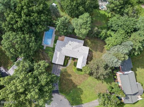 2334 St Joseph Drive Niskayuna NY 12309