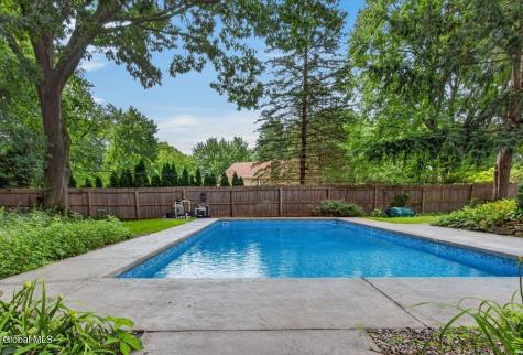 2334 St Joseph Drive Niskayuna NY 12309