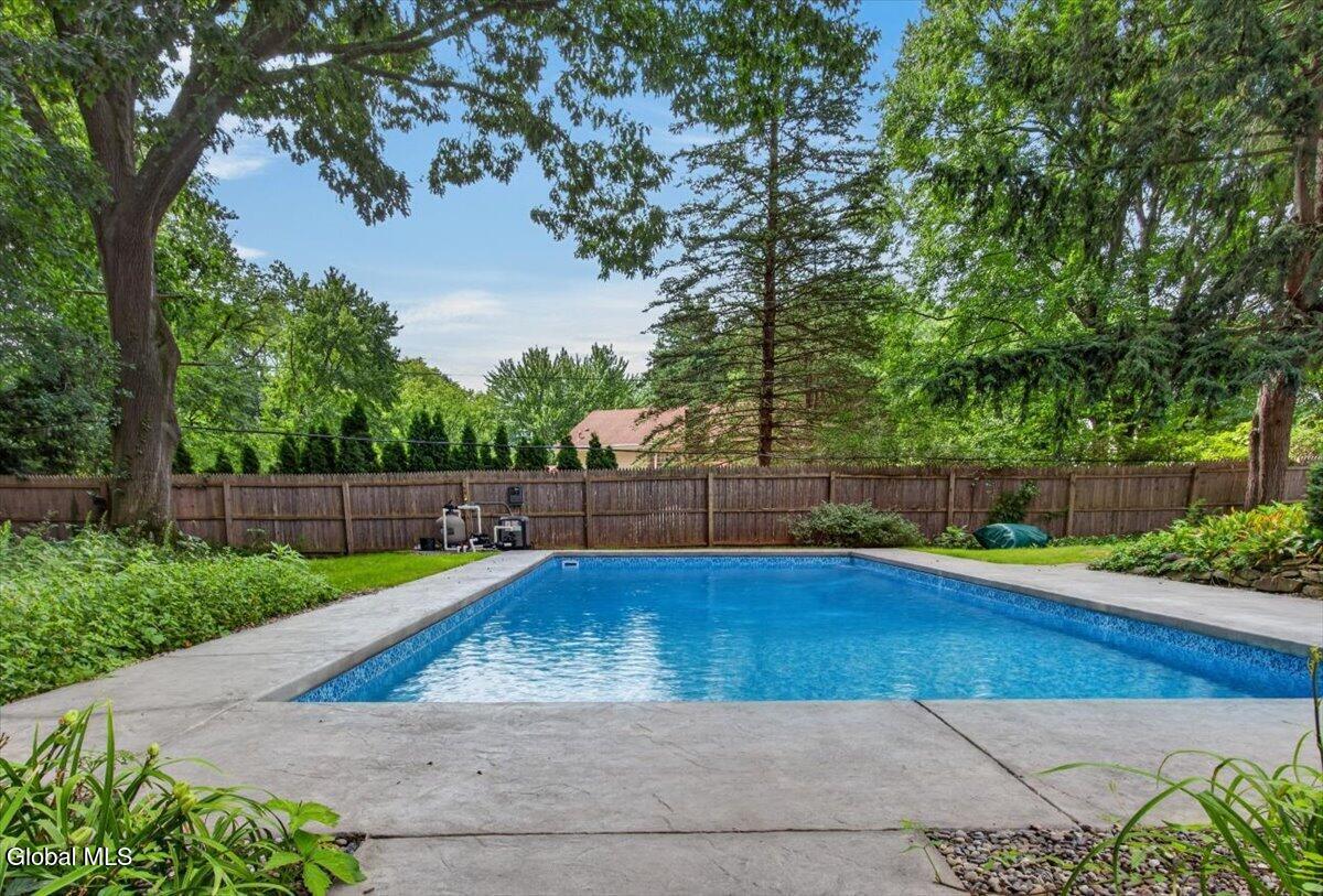 2334 St Joseph Drive Niskayuna NY 12309