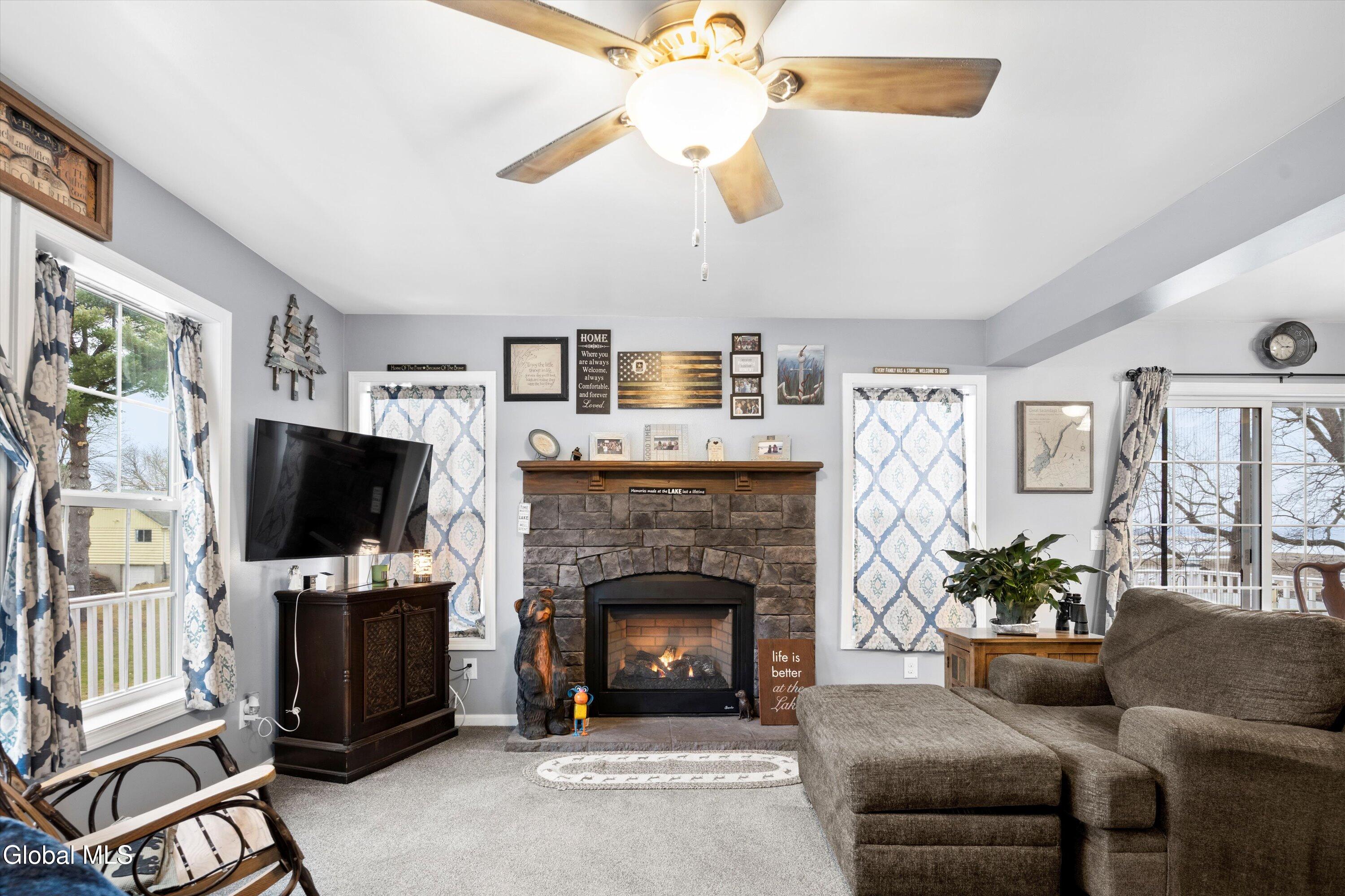 121 Friendship Drive Broadalbin NY 12025