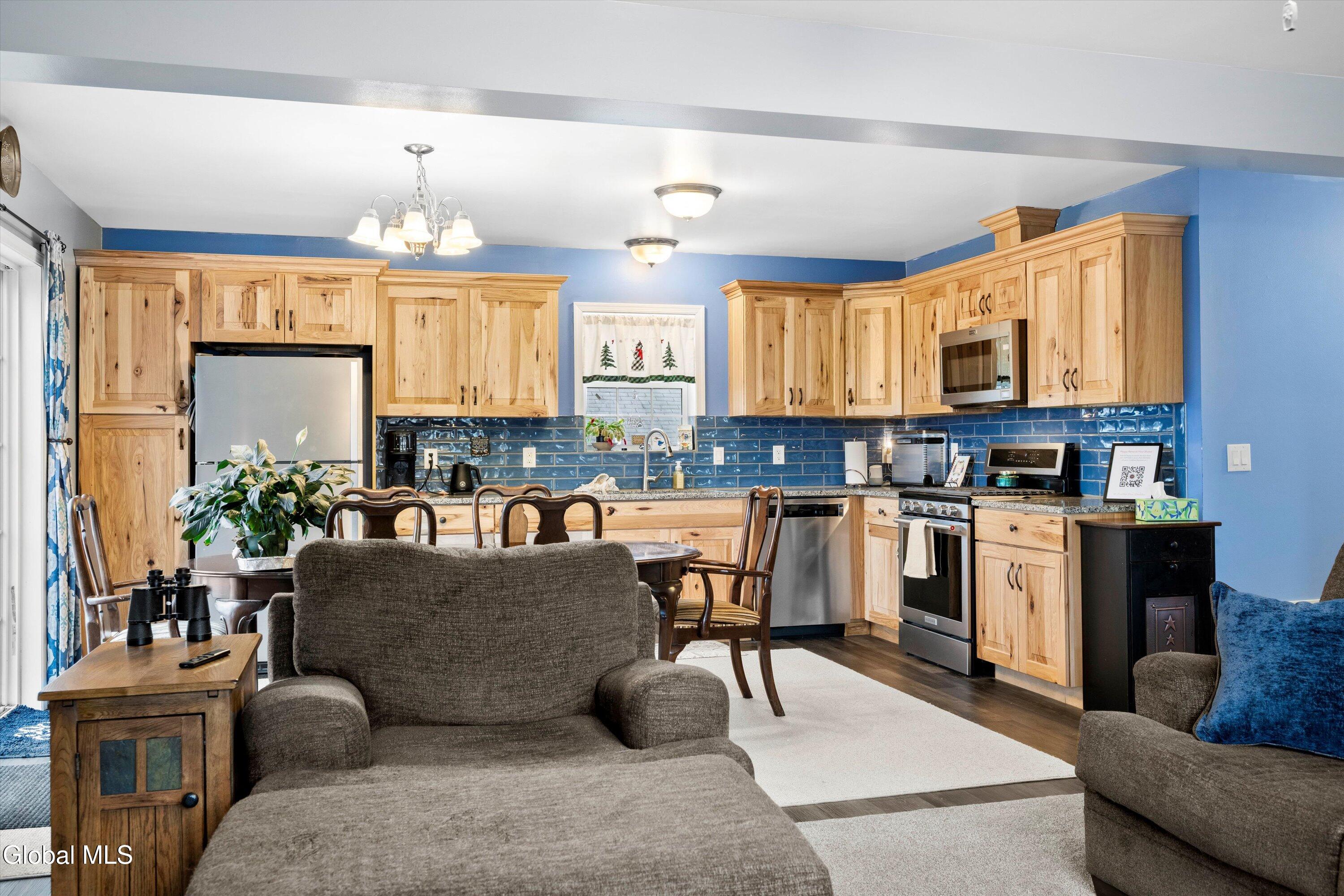 121 Friendship Drive Broadalbin NY 12025