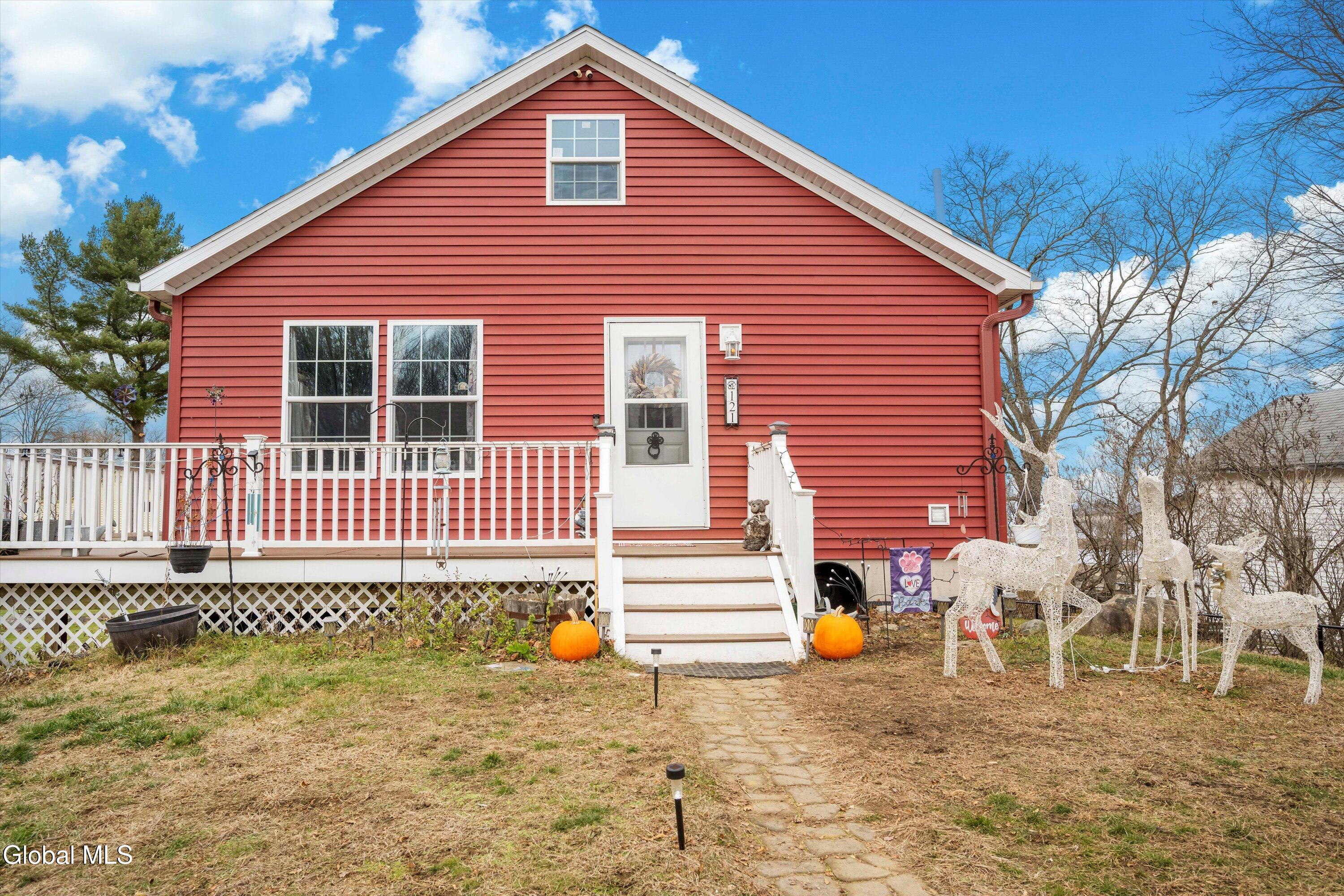 121 Friendship Drive Broadalbin NY 12025