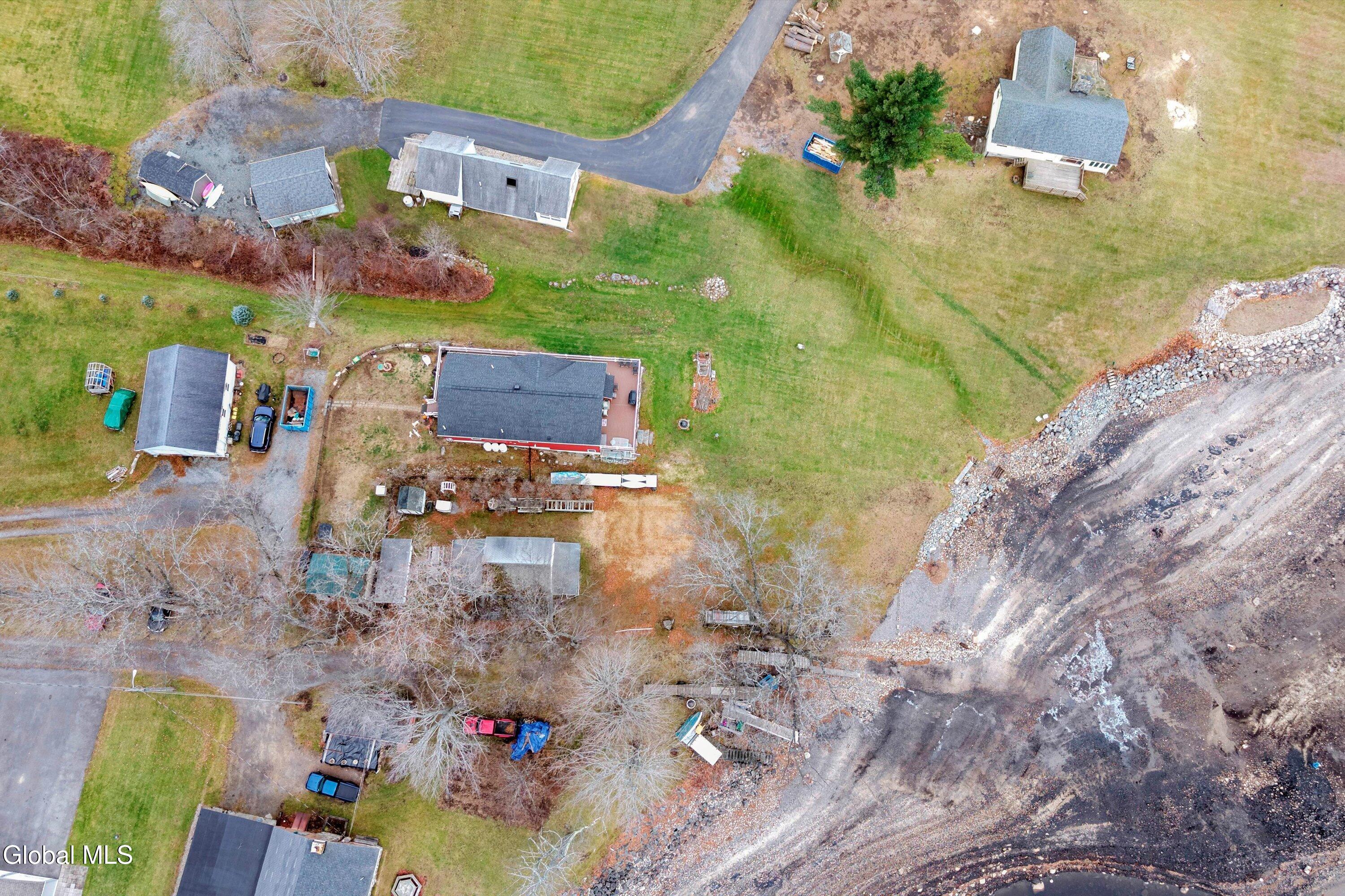 121 Friendship Drive Broadalbin NY 12025