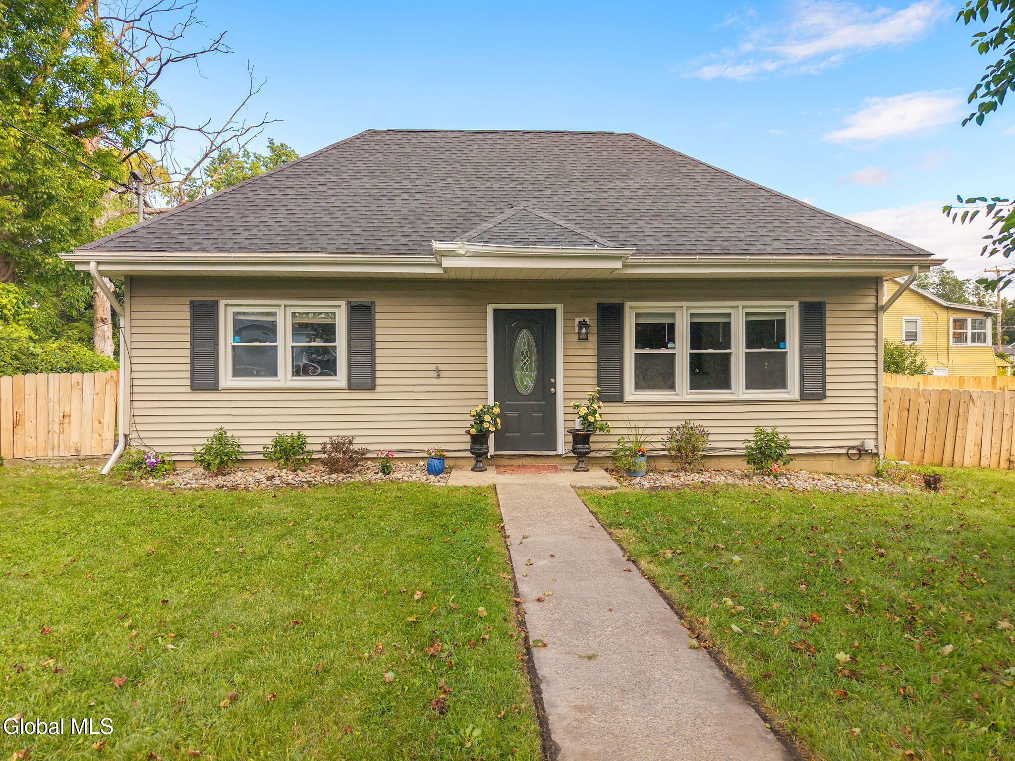 54 S Amherst Avenue Schenectady NY 12304