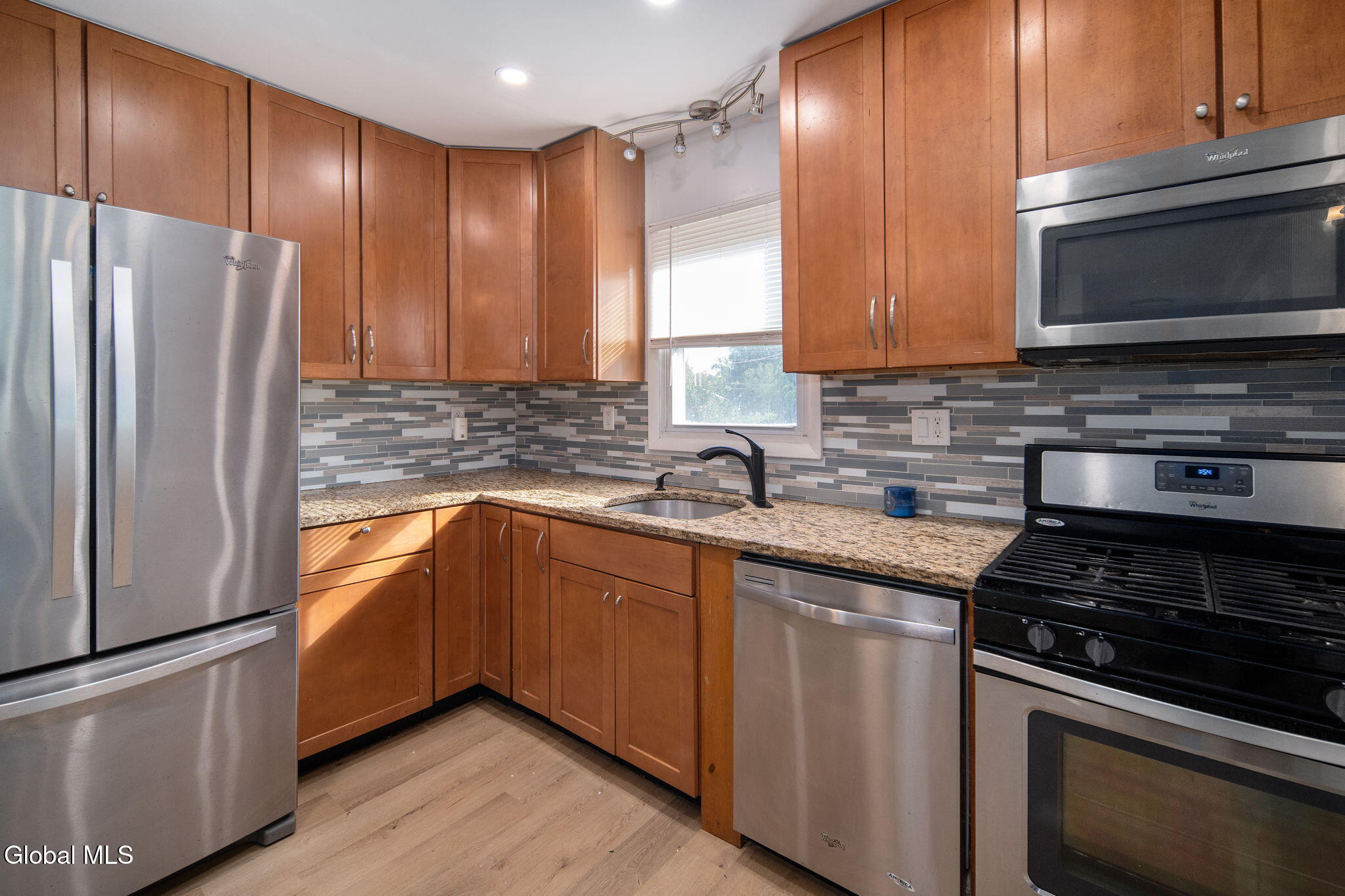 54 S Amherst Avenue Schenectady NY 12304