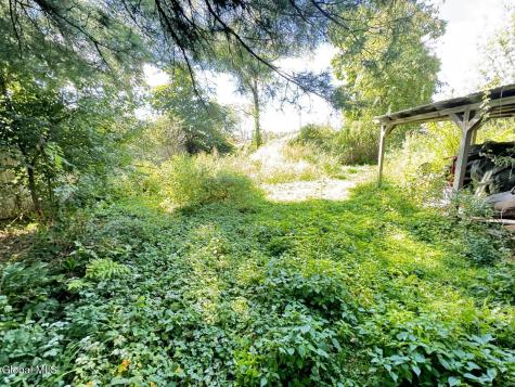 32 Ray Street Niskayuna NY 12309