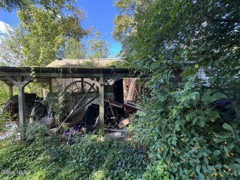 32 Ray Street Niskayuna NY 12309