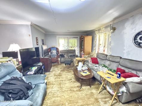 32 Ray Street Niskayuna NY 12309