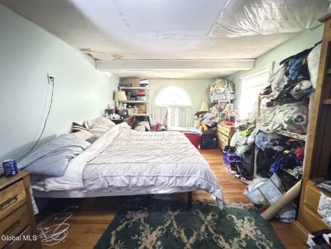 32 Ray Street Niskayuna NY 12309