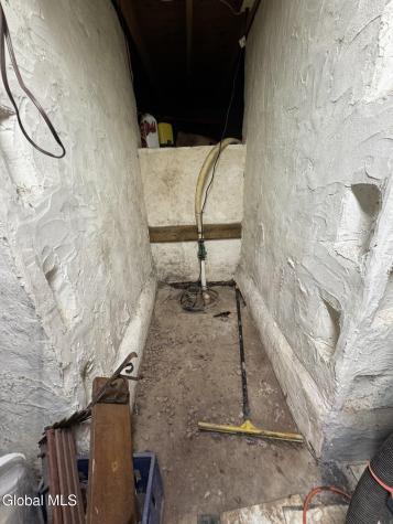 32 Ray Street Niskayuna NY 12309