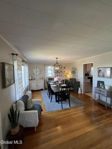 5 Summit Terrace Ravena NY 12143