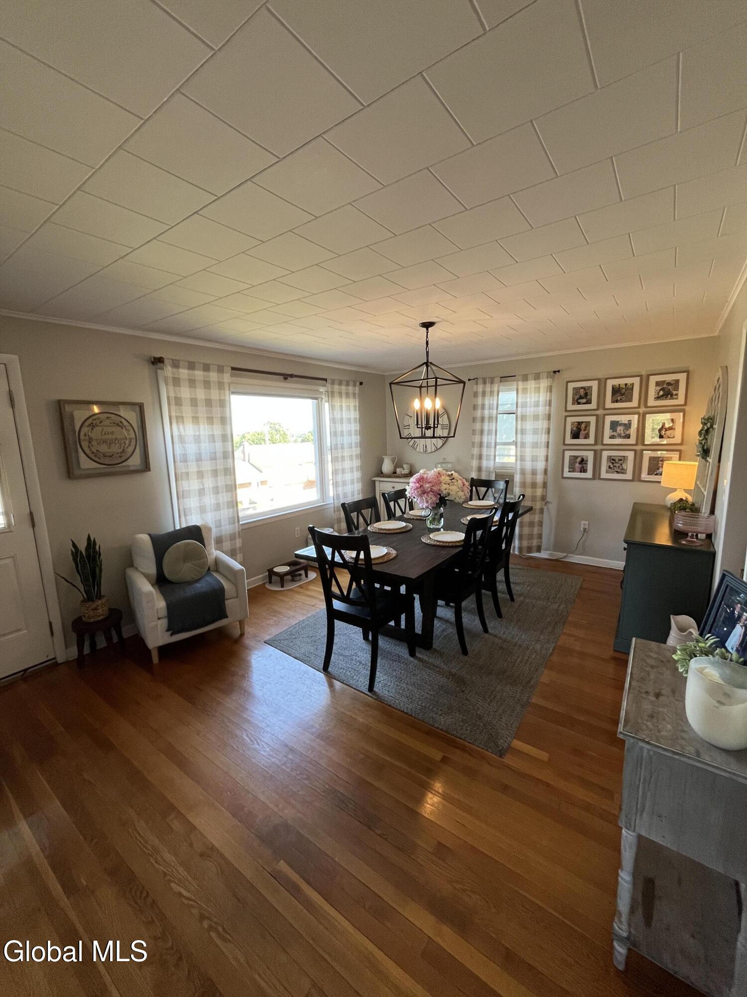5 Summit Terrace Ravena NY 12143