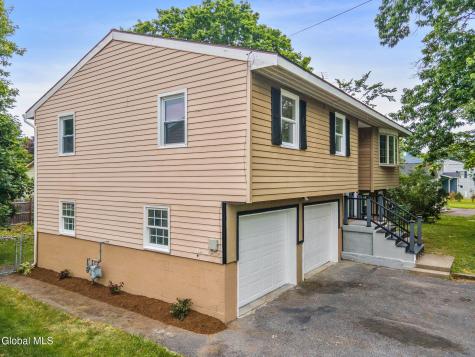 62 Green Island Avenue Latham NY 12110