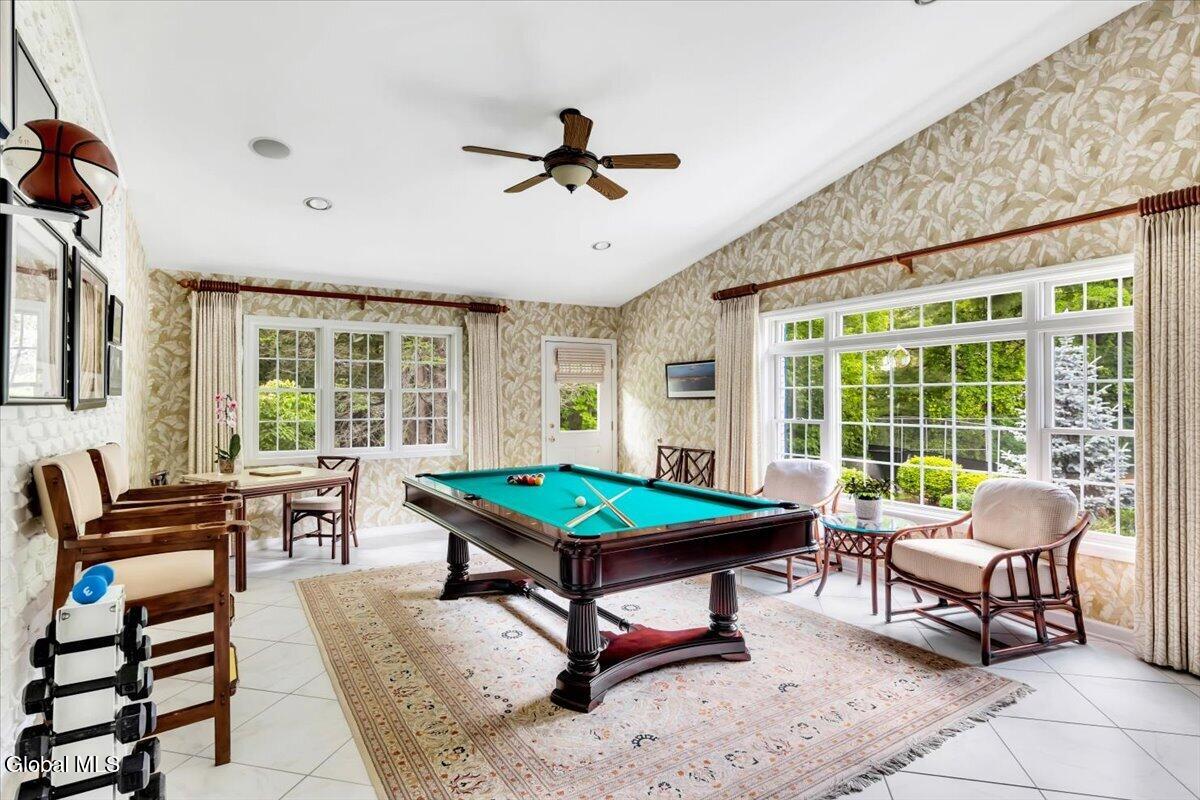 19 Momrow Court Menands NY 12204