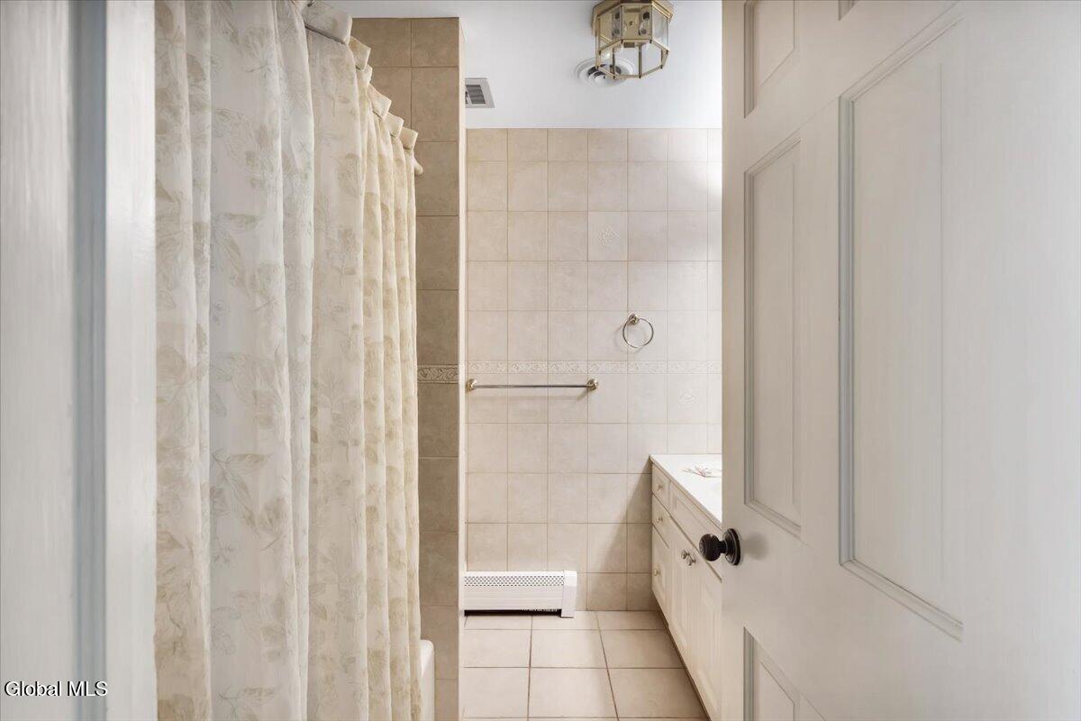 19 Momrow Court Menands NY 12204
