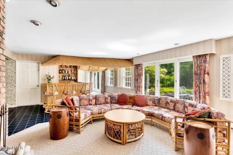 19 Momrow Court Menands NY 12204