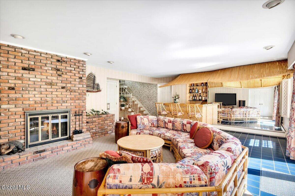 19 Momrow Court Menands NY 12204