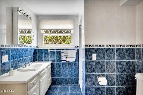 19 Momrow Court Menands NY 12204