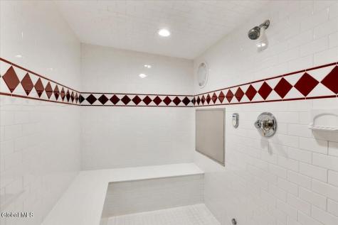 19 Momrow Court Menands NY 12204