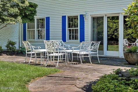 19 Momrow Court Menands NY 12204
