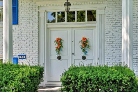 19 Momrow Court Menands NY 12204