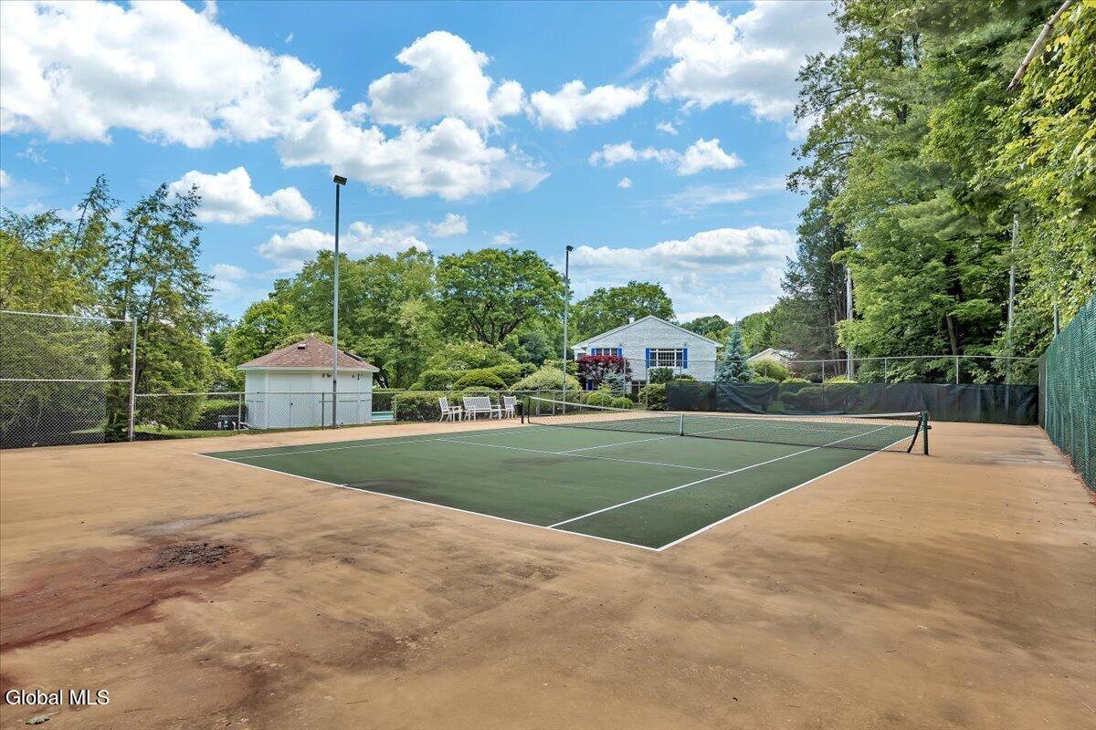 19 Momrow Court Menands NY 12204