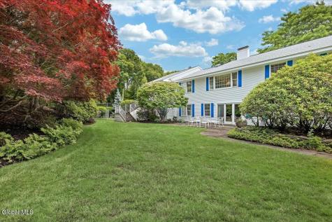 19 Momrow Court Menands NY 12204