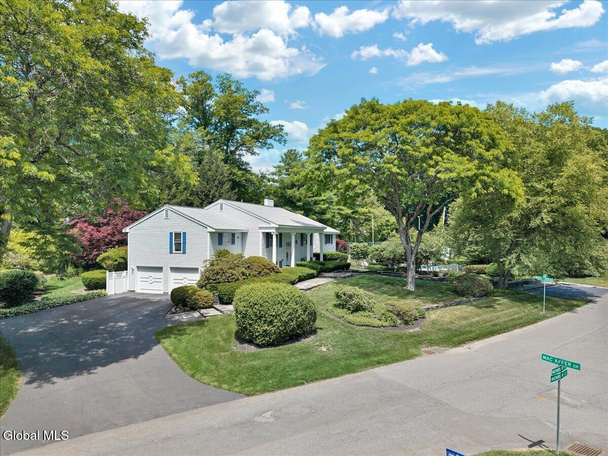 19 Momrow Court Menands NY 12204