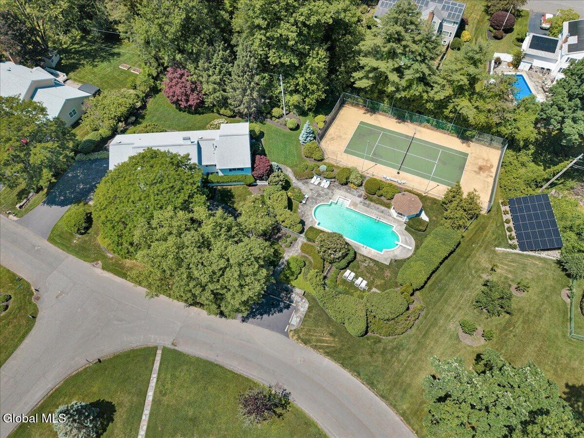 19 Momrow Court Menands NY 12204