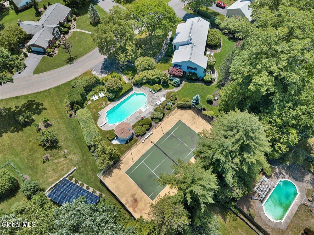 19 Momrow Court Menands NY 12204
