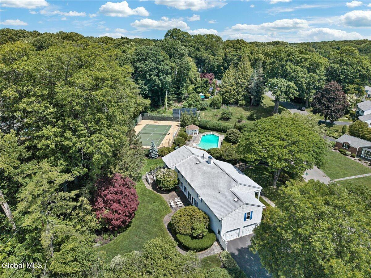 19 Momrow Court Menands NY 12204