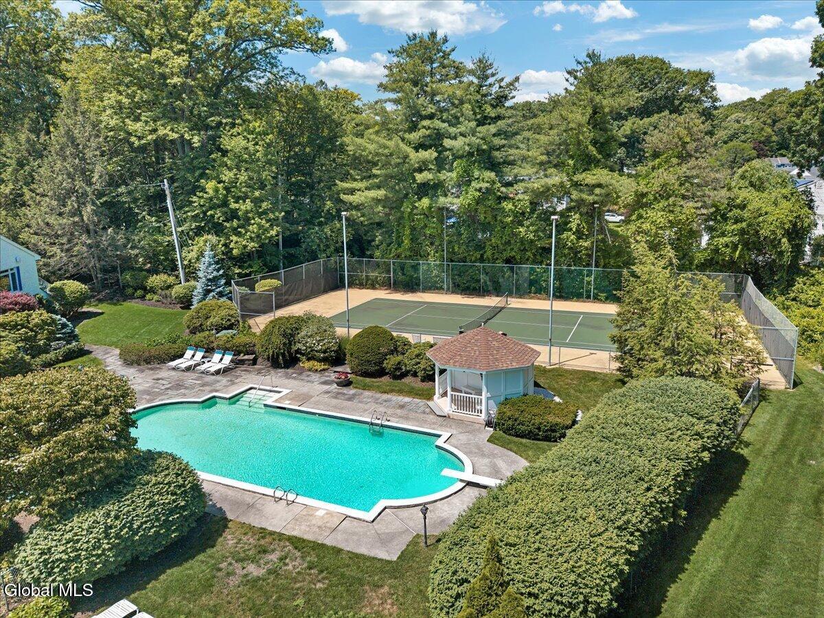 19 Momrow Court Menands NY 12204