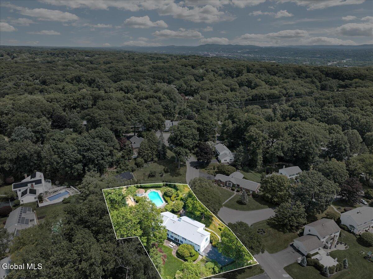19 Momrow Court Menands NY 12204