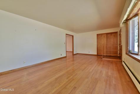 386 Church Road Albany NY 12203