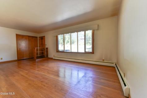 386 Church Road Albany NY 12203