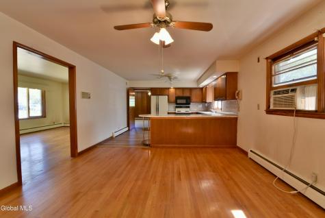 386 Church Road Albany NY 12203