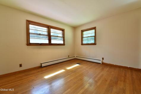 386 Church Road Albany NY 12203