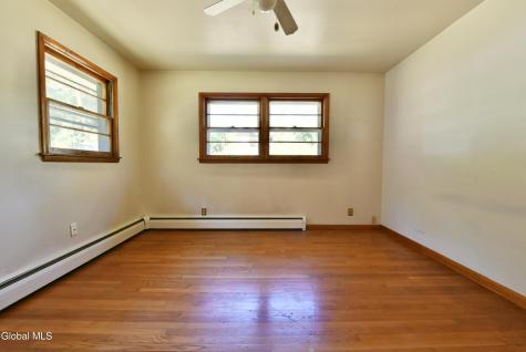 386 Church Road Albany NY 12203