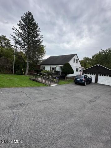 198 Golf Course Road Amsterdam NY 12010